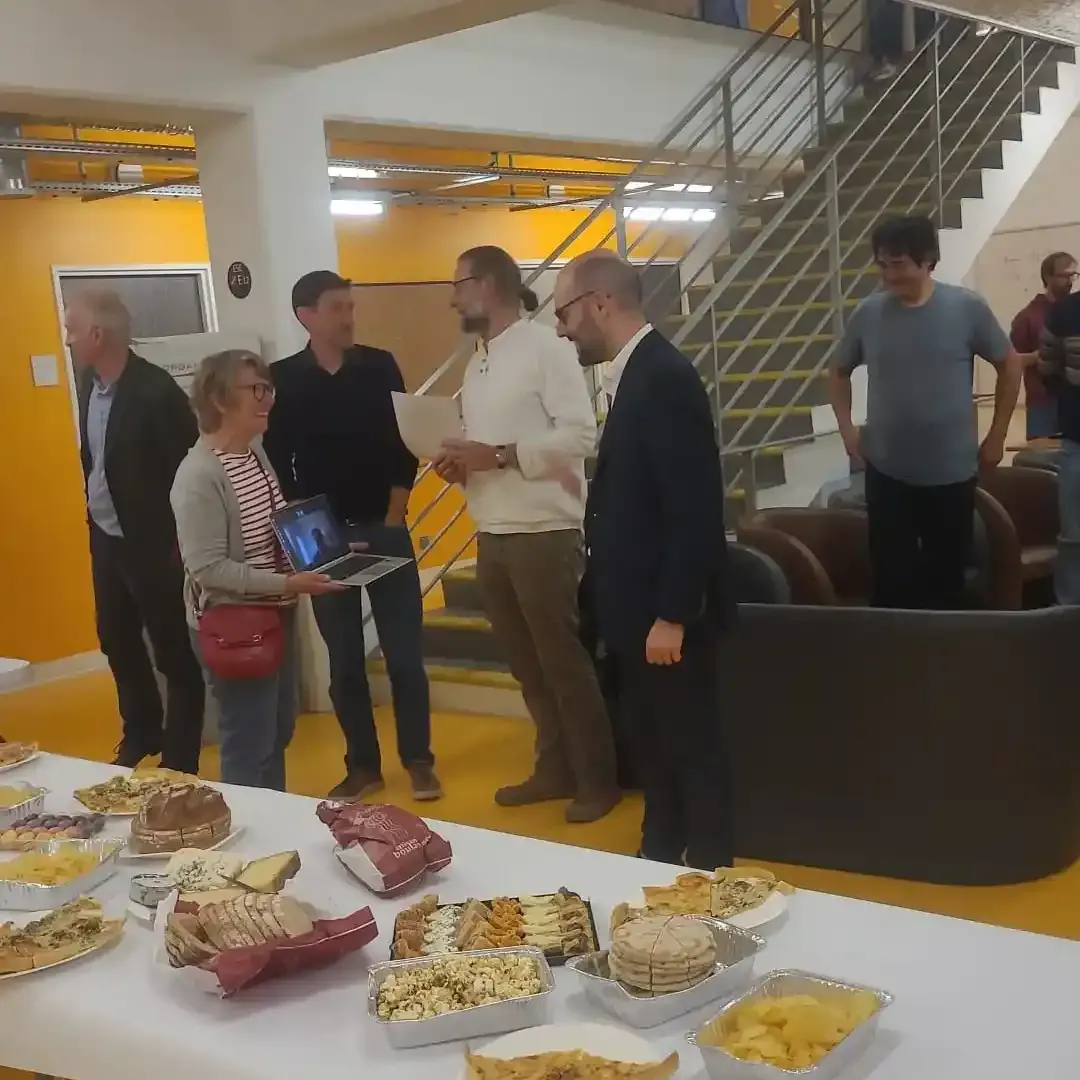 Picture of the announcement of the result of the HDR.