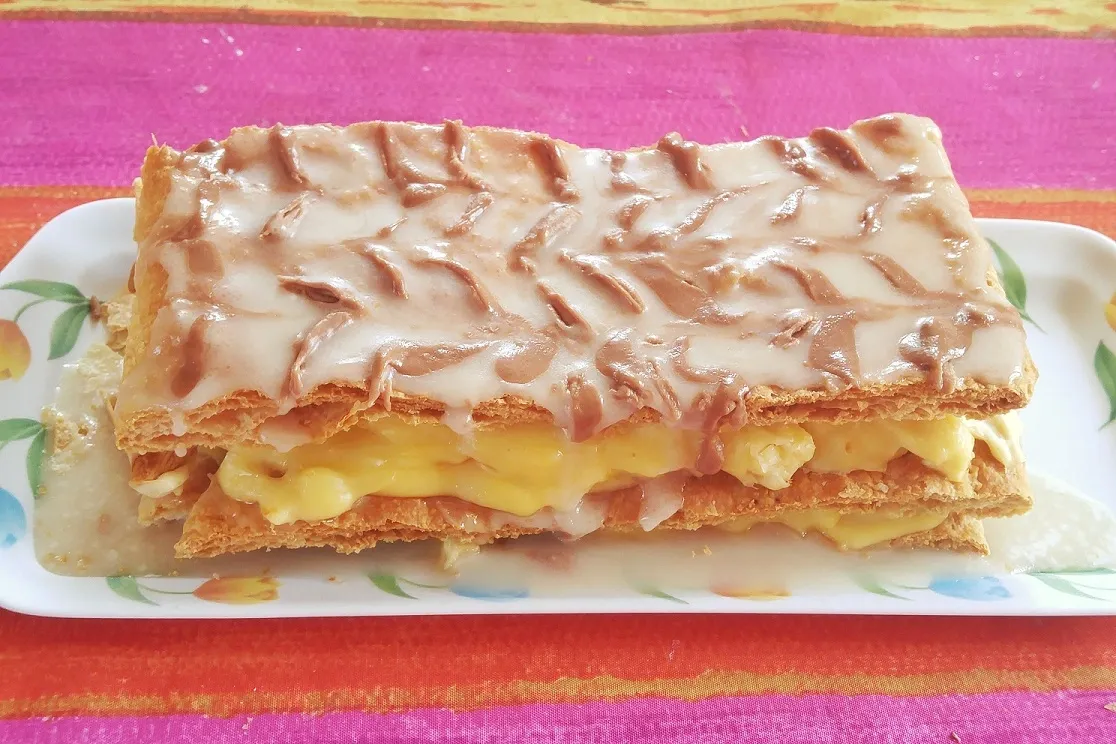 Photo of a mille-feuille - image from Wikipedia: https://commons.wikimedia.org/wiki/File.jpg